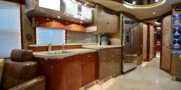 2006 Elegant Lady 7187-B motorcoach interior view of galley area